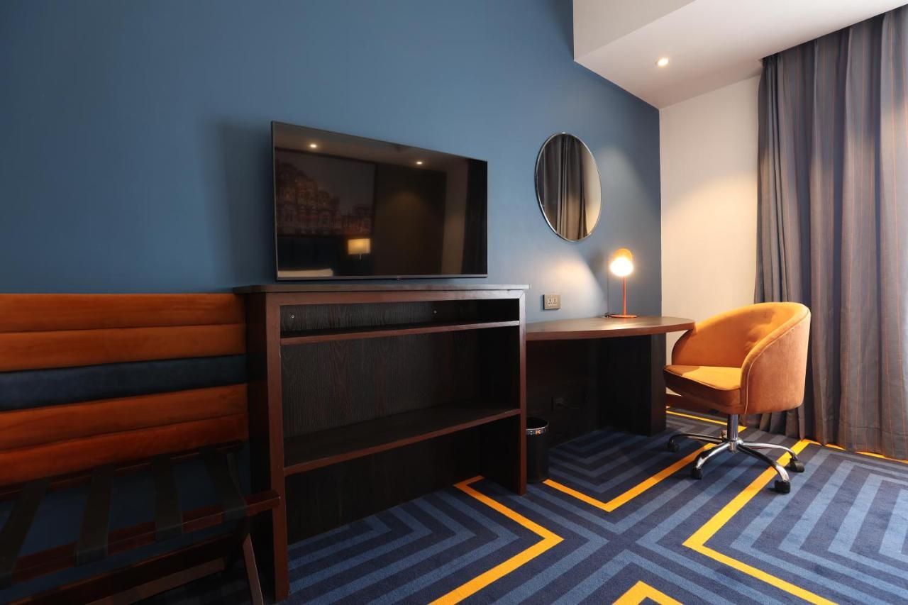 Holiday Inn Express & Suites Jaipur Gopalpura Bagian luar foto