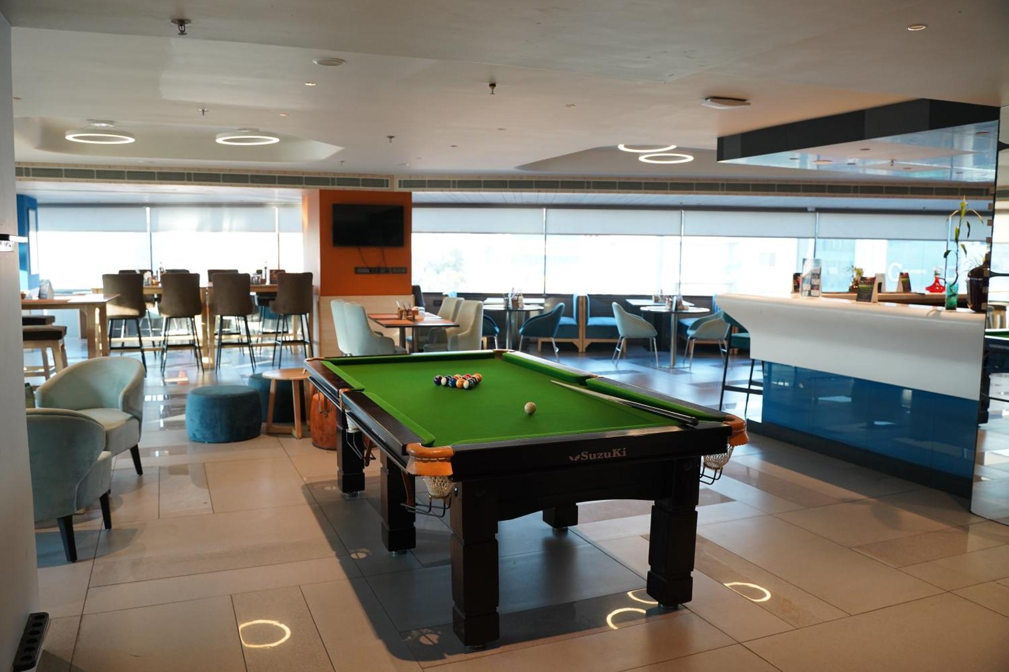 Holiday Inn Express & Suites Jaipur Gopalpura Bagian luar foto