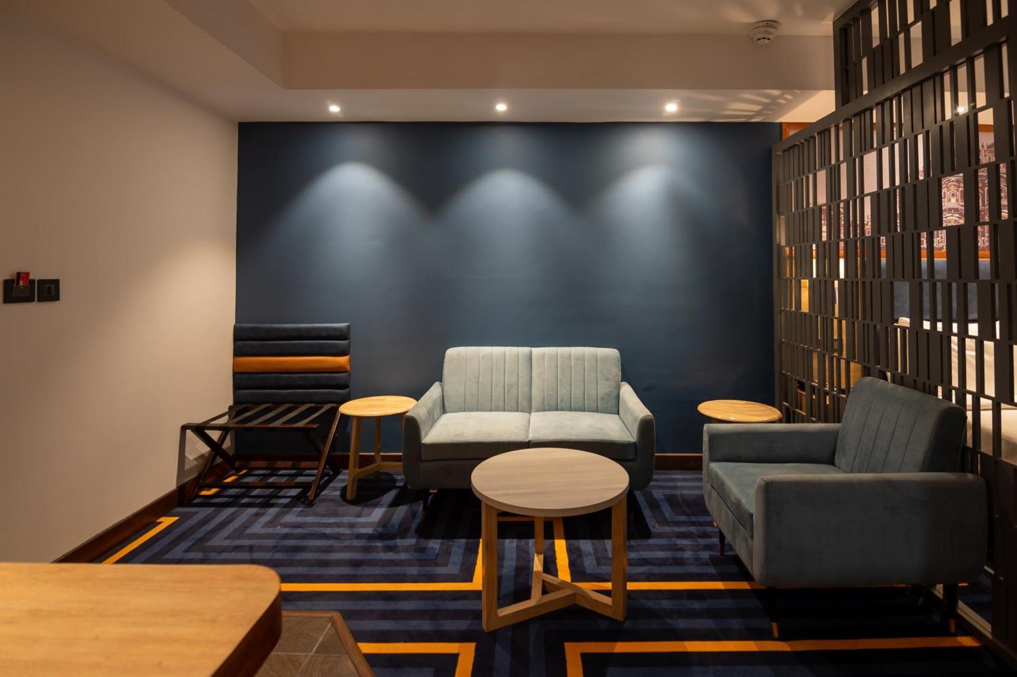 Holiday Inn Express & Suites Jaipur Gopalpura Bagian luar foto
