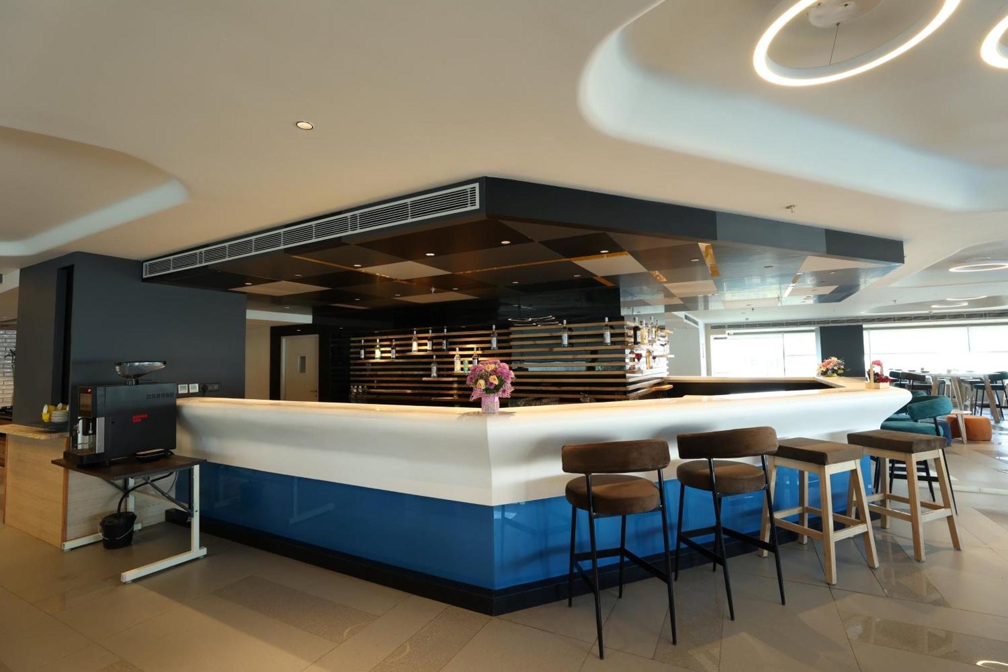 Holiday Inn Express & Suites Jaipur Gopalpura Bagian luar foto