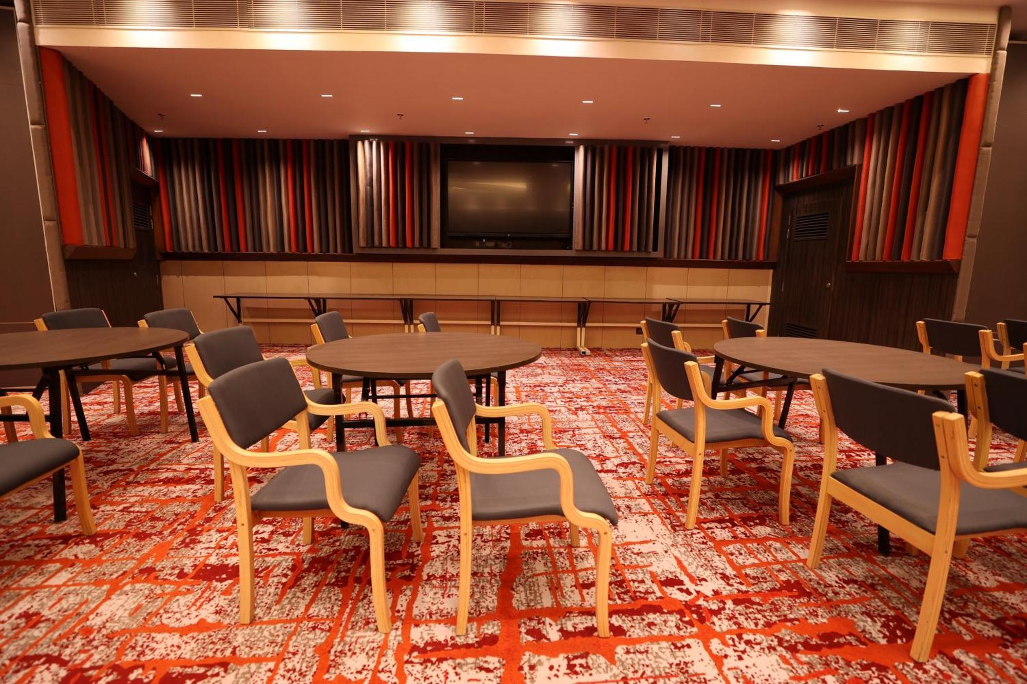 Holiday Inn Express & Suites Jaipur Gopalpura Bagian luar foto